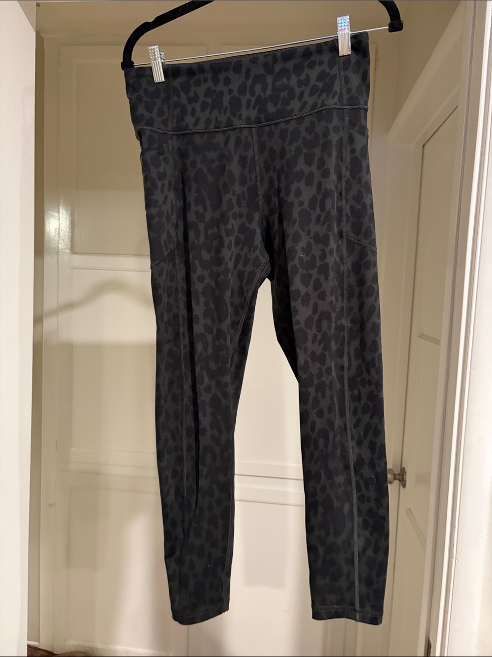 Victoria's Secret Green & Black Leopard High-Rise Leggings